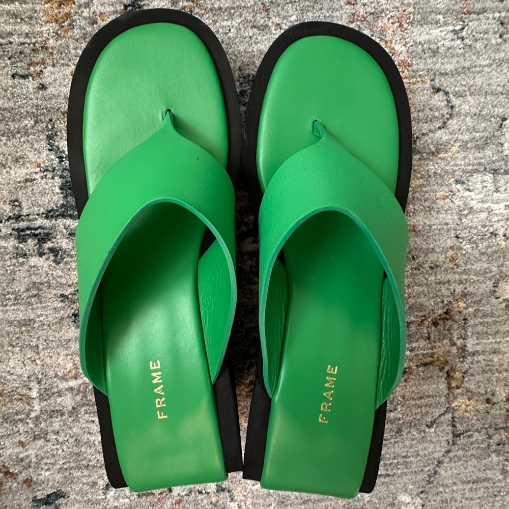 FRAME Le Ocean Platform Wedge Flip Flop Sandals Grass Green NWOT 7.5 - Picture 4 of 10
